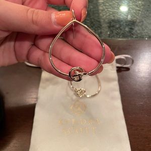 Kendra Scott Presleigh Love Knot Open Earring